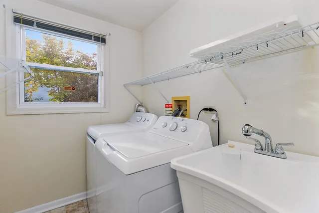 $499,900 | 1088 Pear Tree Lane, Wheeling, IL 60090