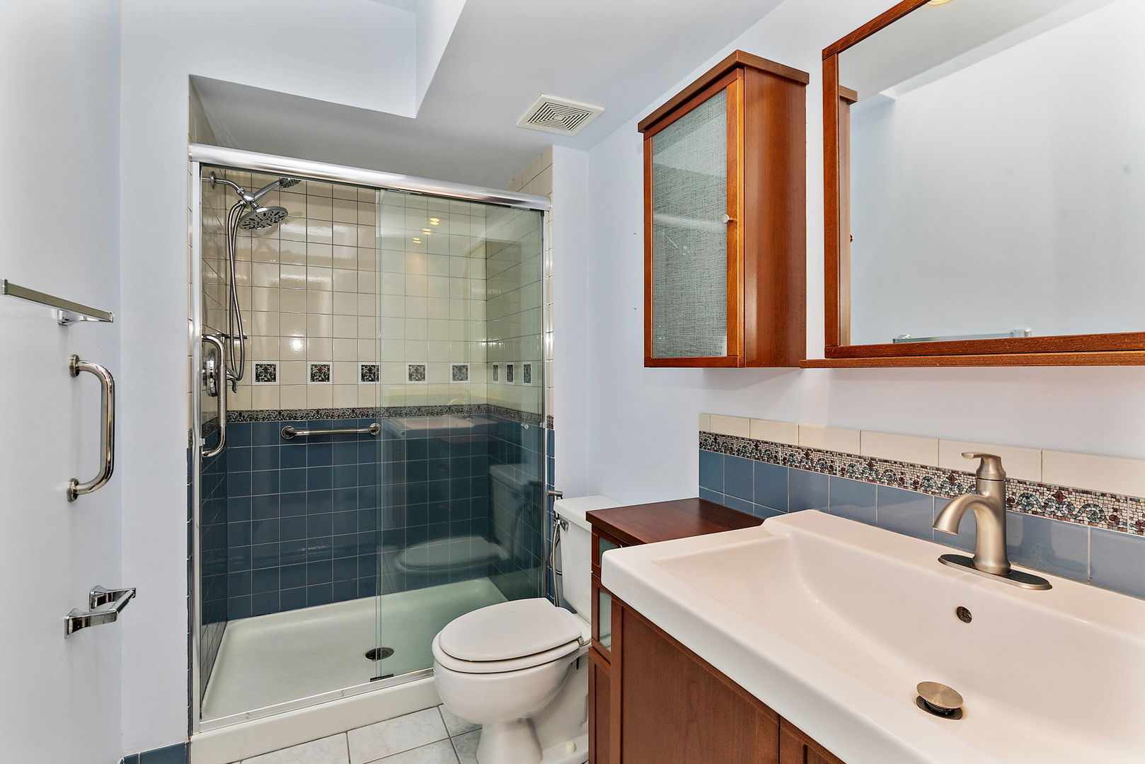 1088 Pear Tree Lane Wheeling, IL 60090 - Photo 15 of 22