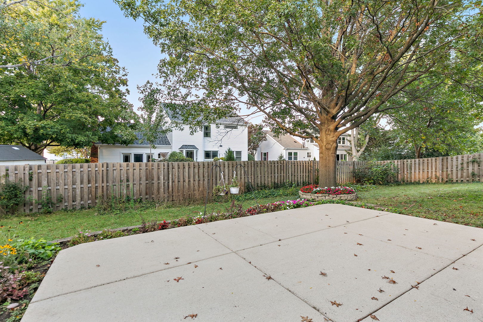 1088 Pear Tree Lane Wheeling, IL 60090 - Photo 20 of 22