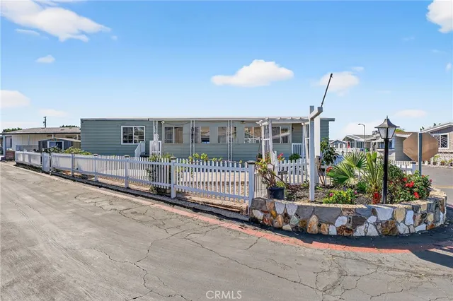 a view of a deck with a patio