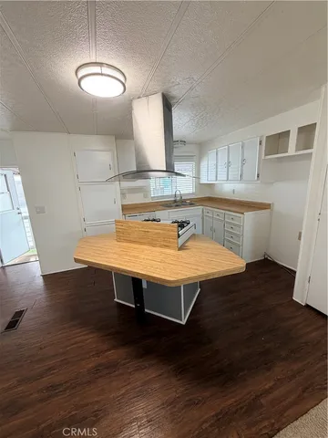 $169,000 | 201 East Arrow Highway, Unit 12, Glendora, CA 91740