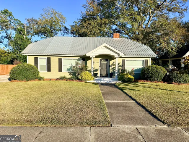 $245,000 | 365 South Leroy Street, Metter, GA 30439