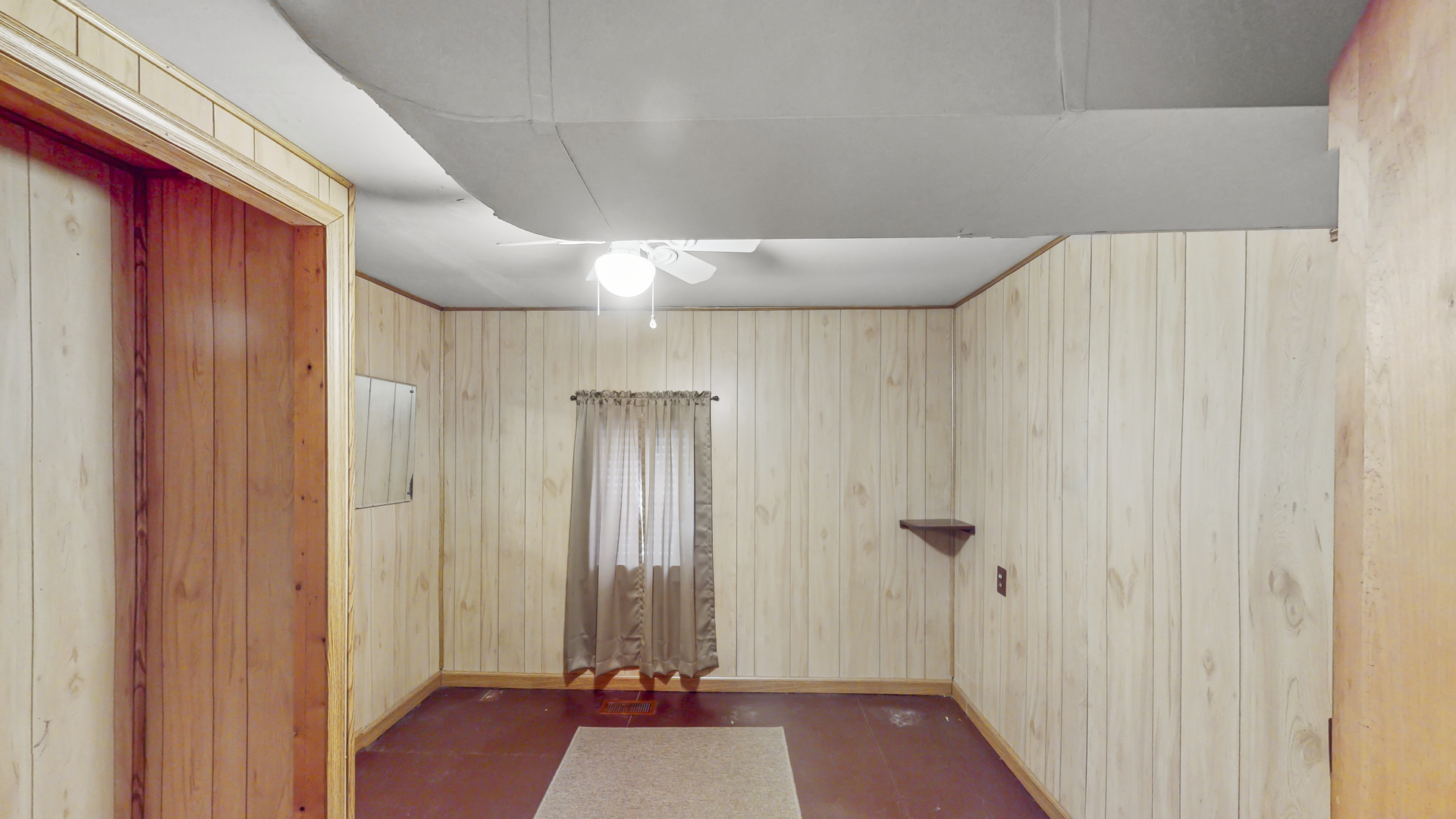 1641 Jericho Road Aurora, IL 60506 - Photo 12 of 17 a view of a hallway with wooden floor and closet area
