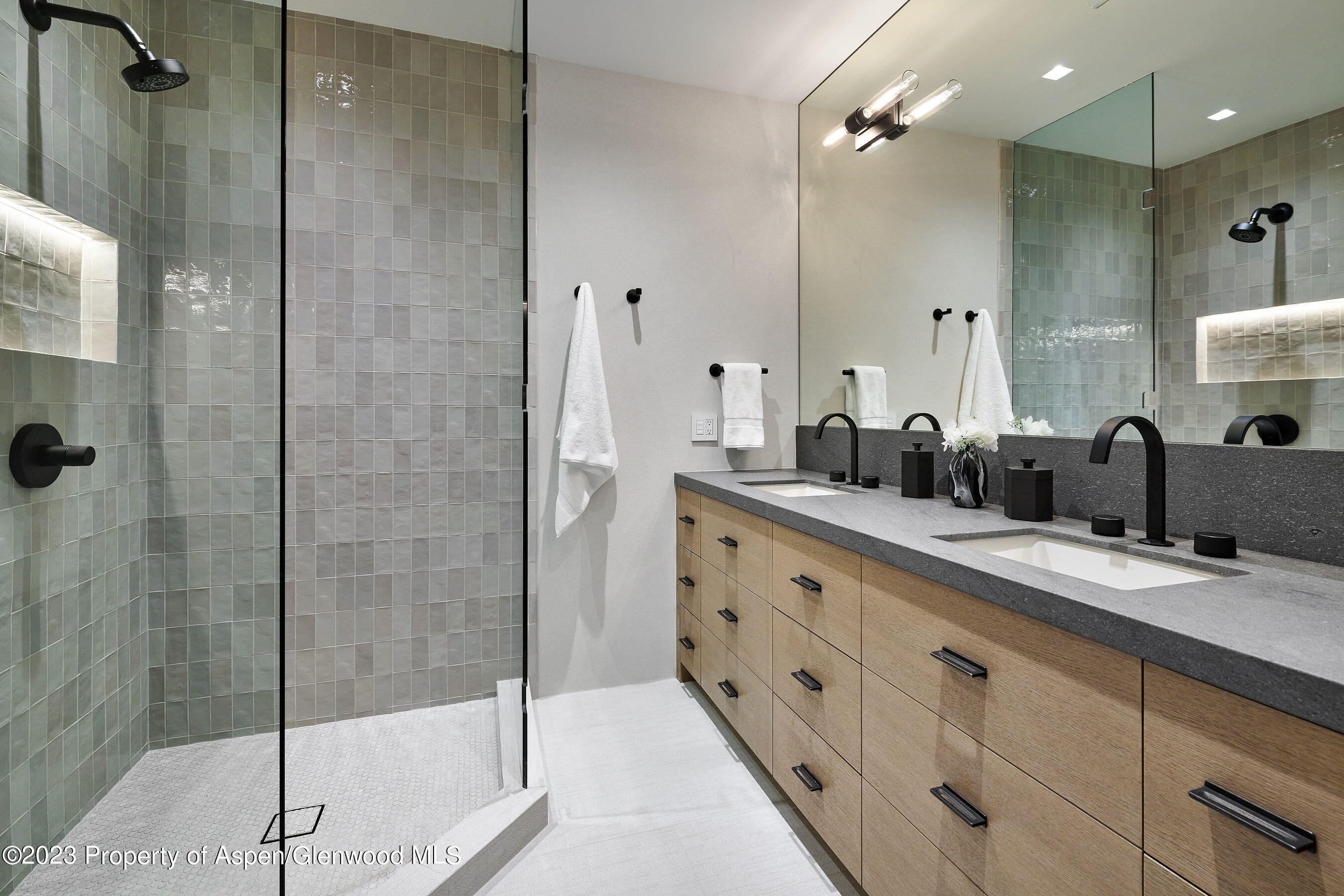 1271 Ute Avenue Aspen, CO 81611 - Photo 55 of 58 1271UteAve_18_WEB