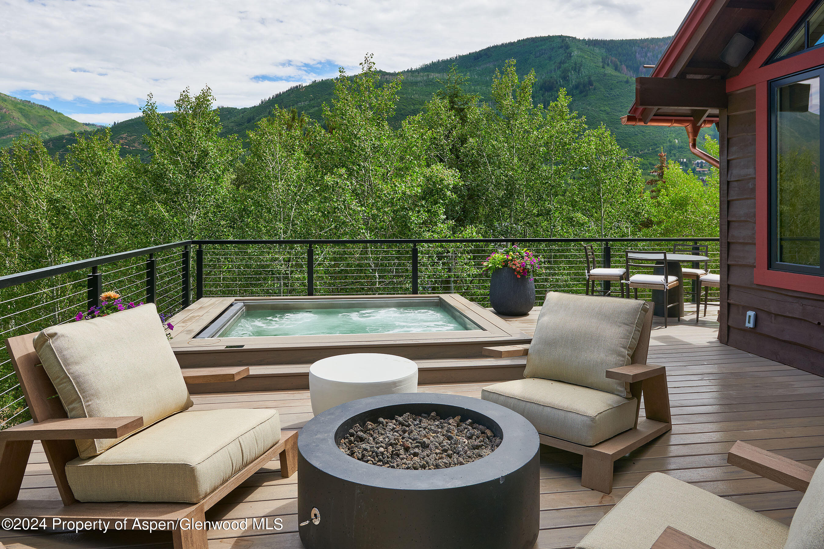 1271 Ute Avenue Aspen, CO 81611 - Photo 10 of 58 1271Ute_Summer_05_WEB