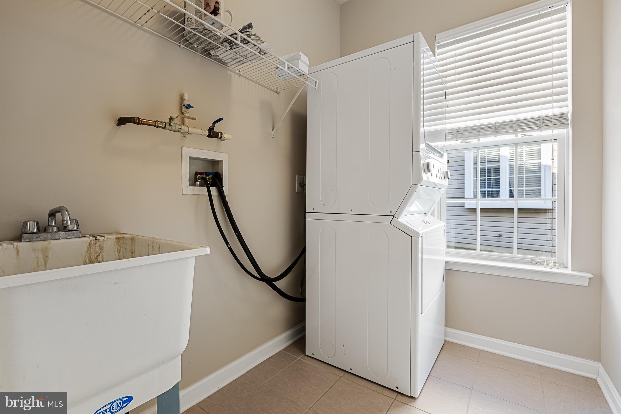67 Shipps Way Delanco, NJ 08075 - Photo 23 of 41 Laundry Room