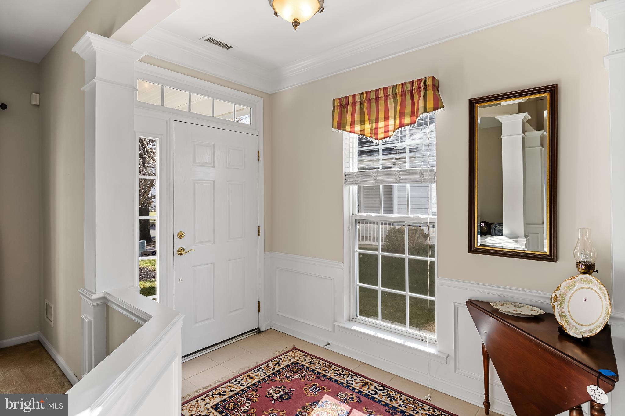 67 Shipps Way Delanco, NJ 08075 - Photo 3 of 41 Foyer