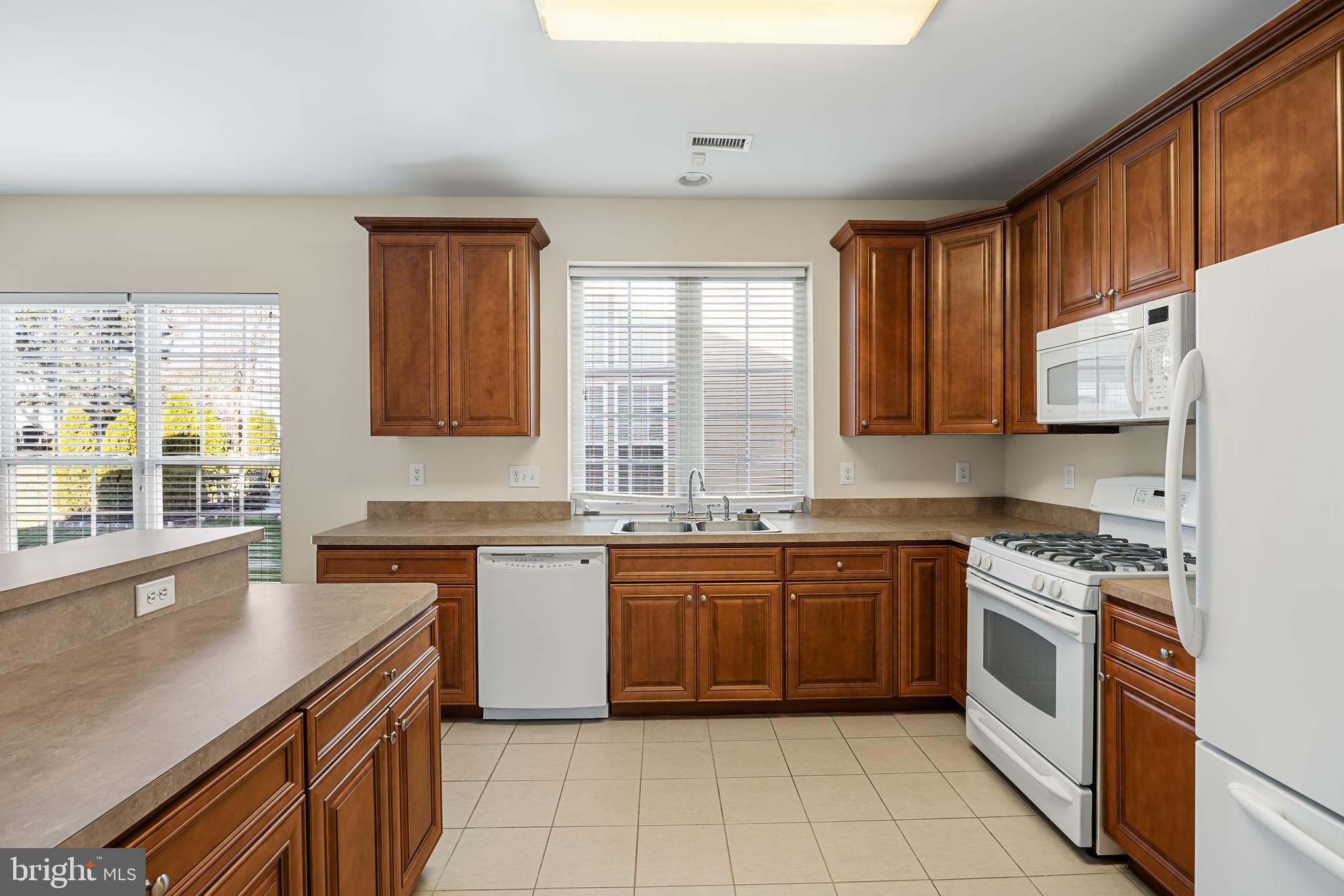 67 Shipps Way Delanco, NJ 08075 - Photo 9 of 41 Kitchen