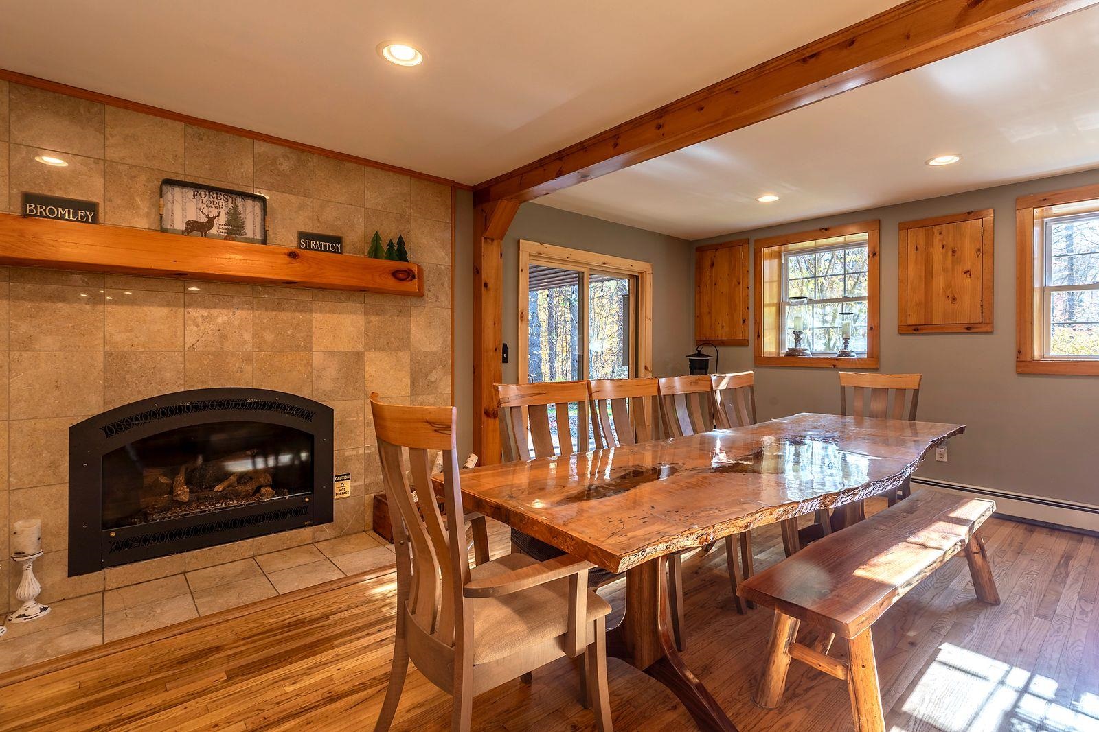 4427 West Hill Road South Jamaica, VT 05343 - Photo 17 of 38