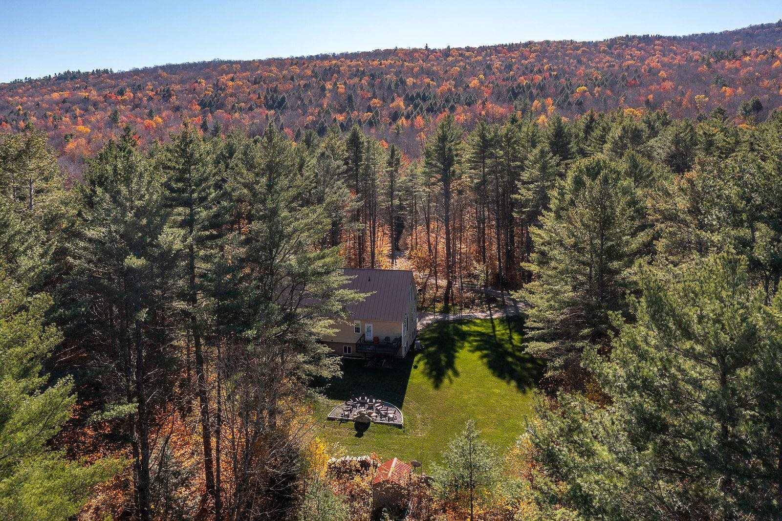 4427 West Hill Road South Jamaica, VT 05343 - Photo 2 of 38