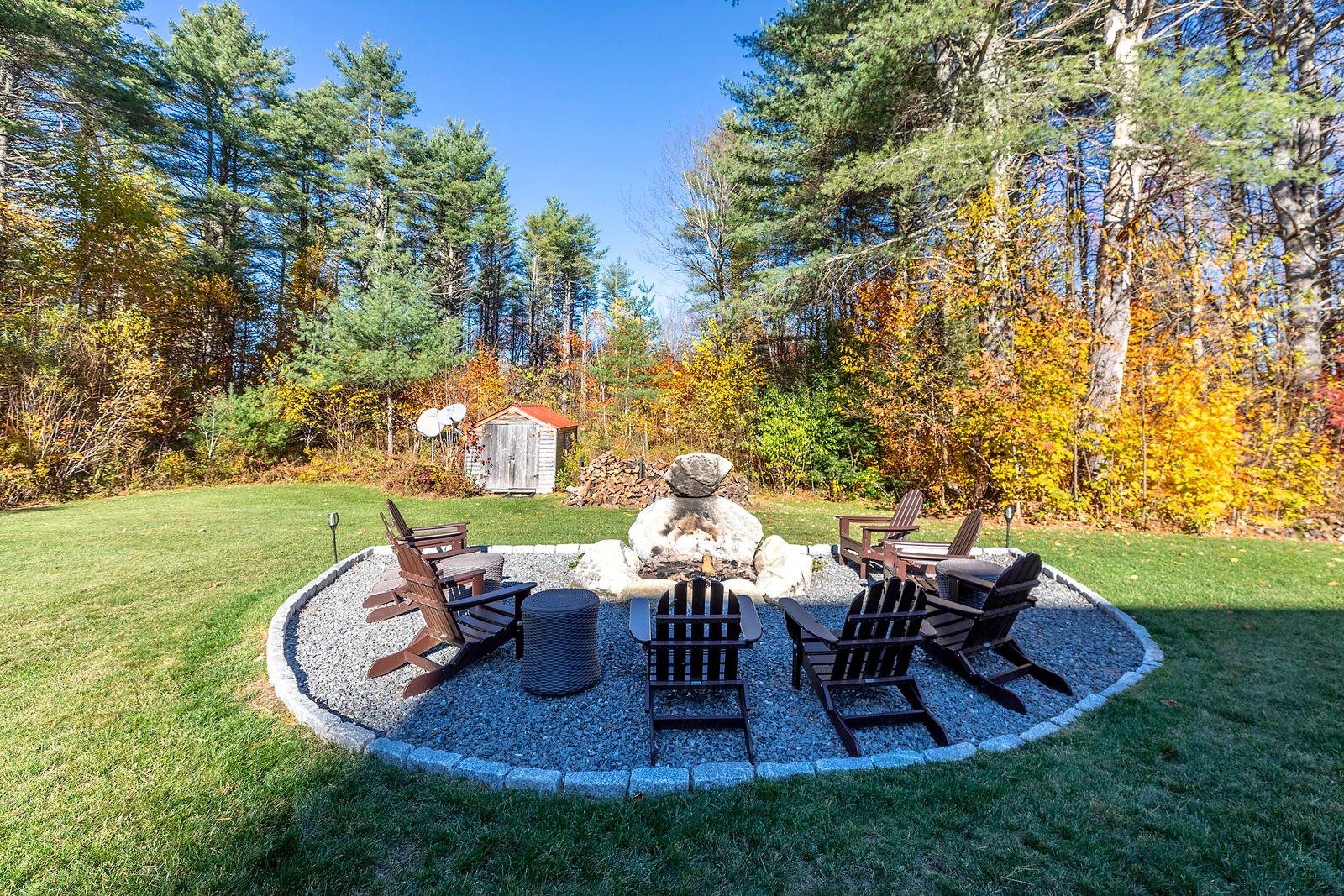 4427 West Hill Road South Jamaica, VT 05343 - Photo 35 of 38