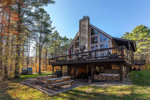 $1,600,000 | 4427 West Hill Road South, Jamaica, VT 05343