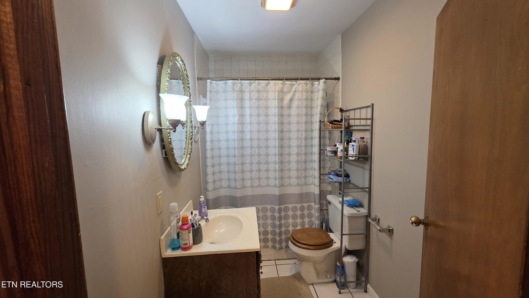 992 Walden Ridge Lane Caryville, TN 37714 - Photo 46 of 58 a bathroom with a sink toilet and shower