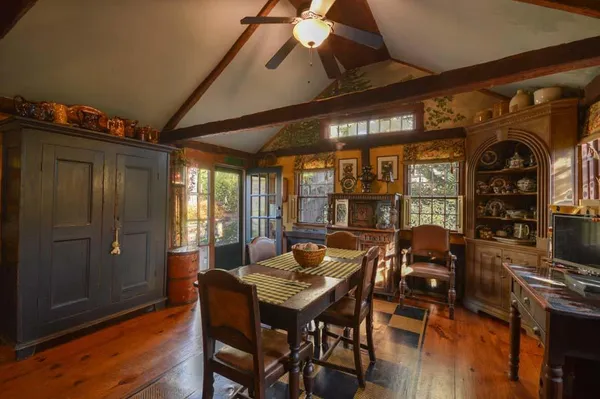 $1,195,000 | 162 Route 6A, Yarmouth Port, MA 02675