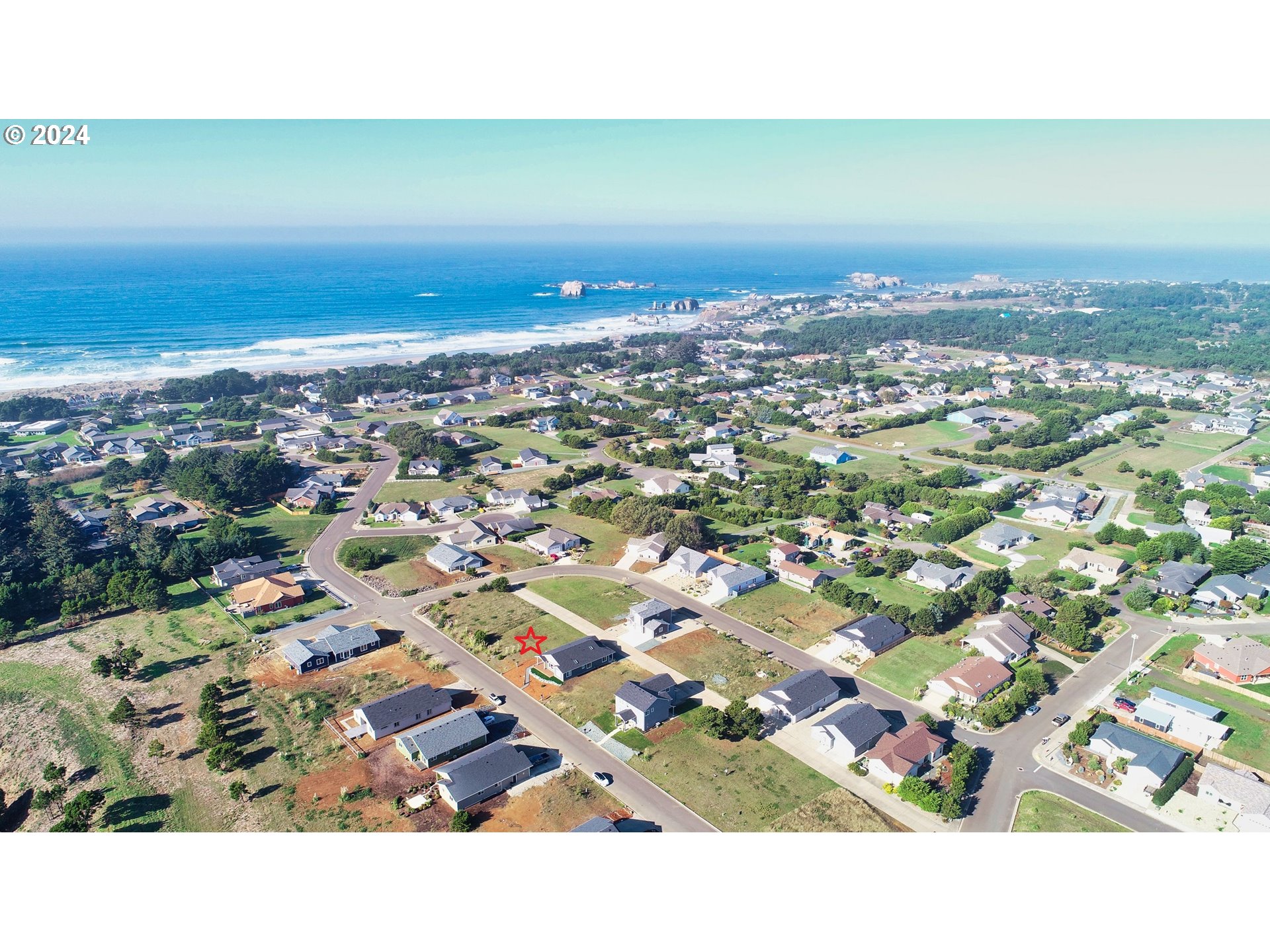 848 Seacrest Drive Bandon, OR 97411 - Photo 17 of 24 an aerial view of a city