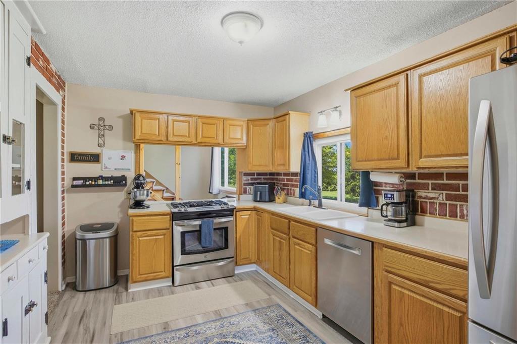 28821 South Famuliner Road Garden City, MO 64747 - Photo 7 of 23