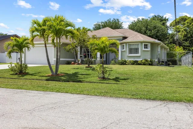 $460,000 | 2532 Southeast Leithgow Street, Port St. Lucie, FL 34952