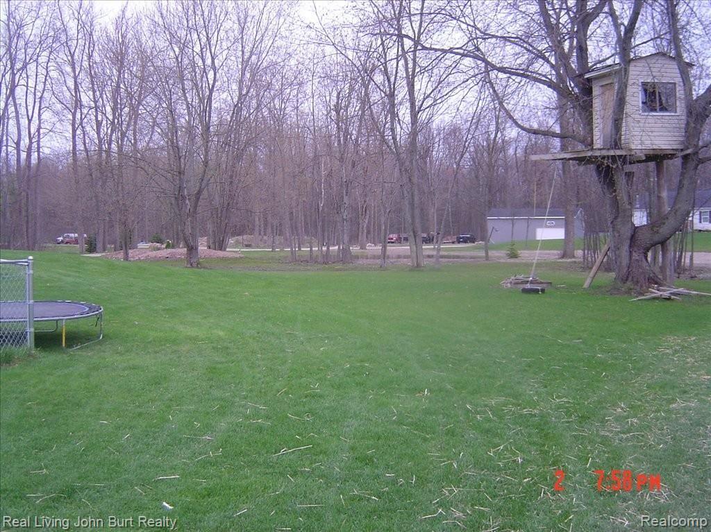 3121 Buckner Road Lake Orion, MI 48362 - Photo 5 of 10 DSC02650