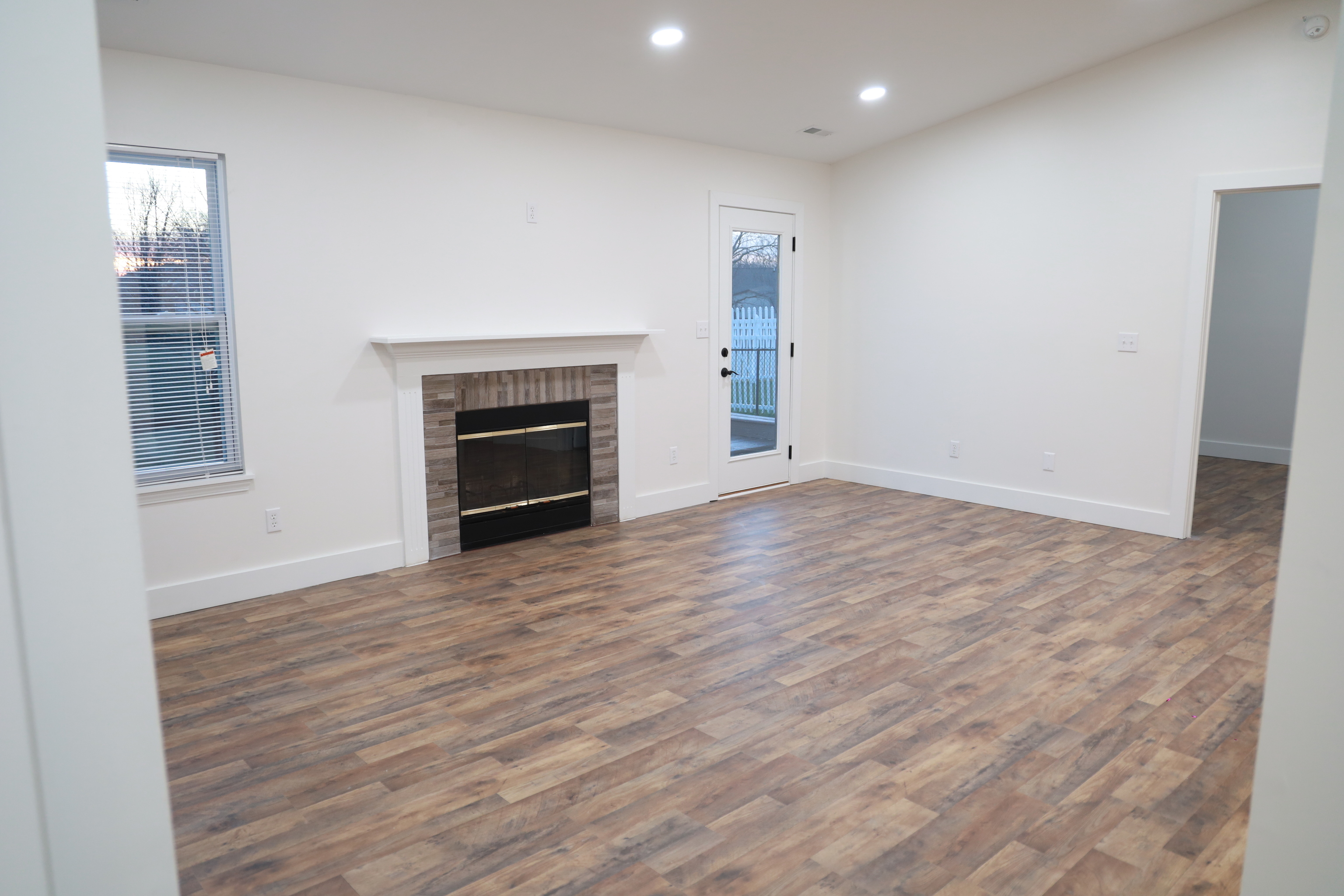 5153 Milhouse Road Indianapolis, IN 46221 - Photo 5 of 29