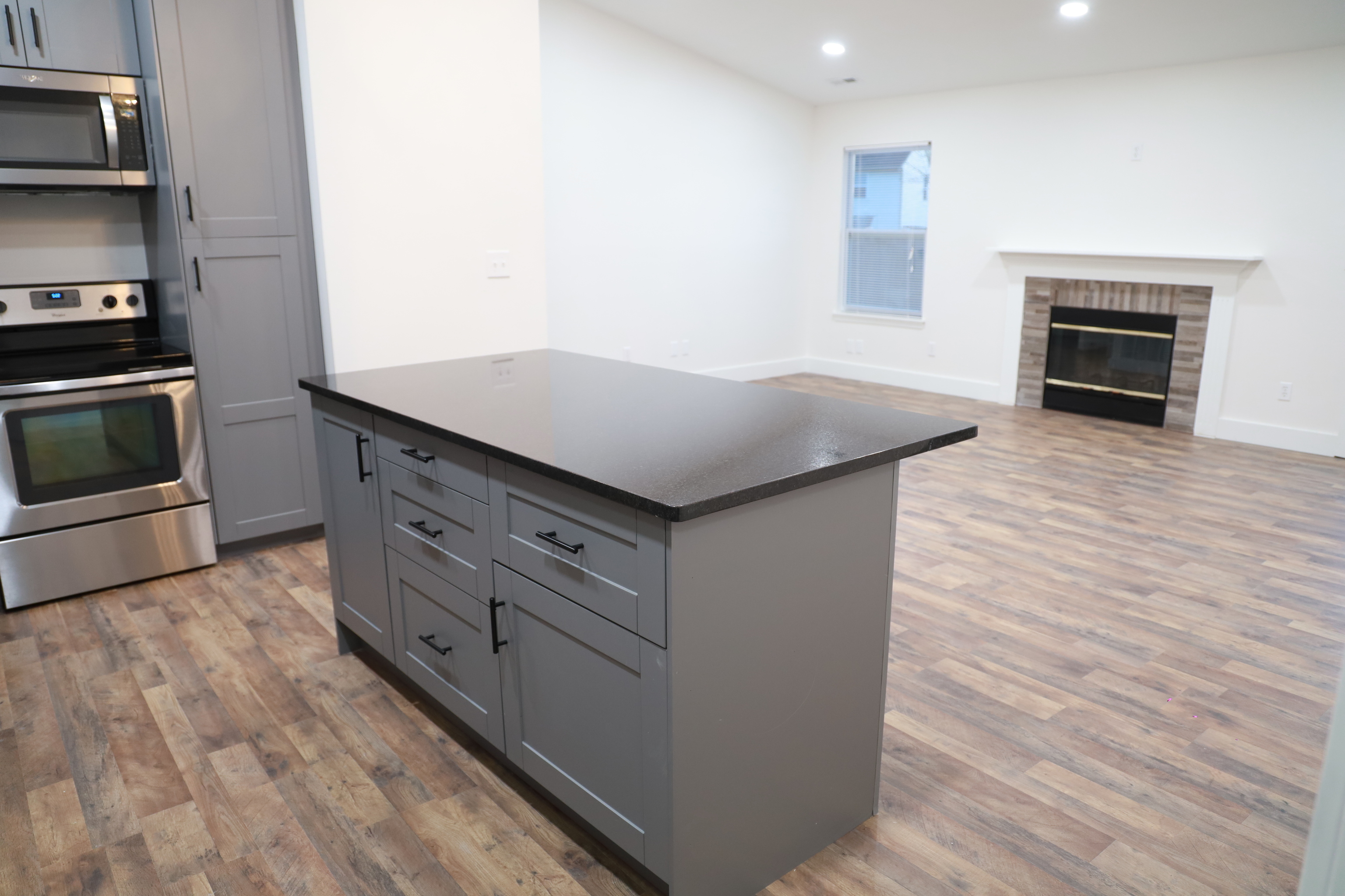 5153 Milhouse Road Indianapolis, IN 46221 - Photo 8 of 29