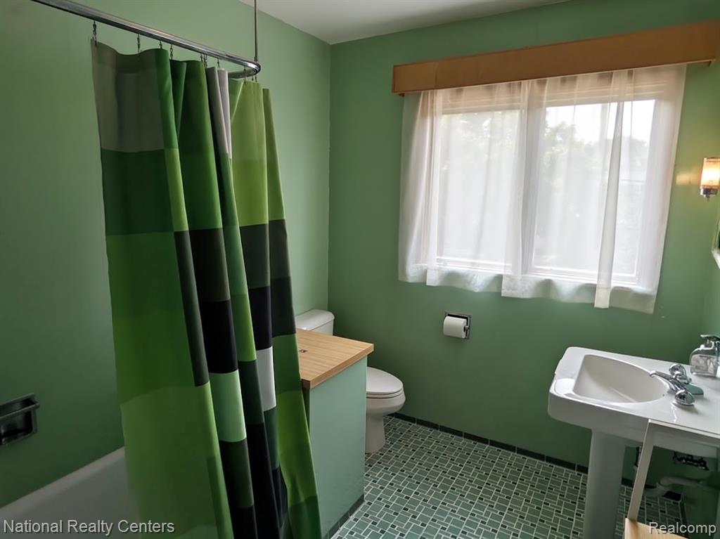 821 Pemberton Road Grosse Pointe, MI 48230 - Photo 48 of 68 Gallery Image 48