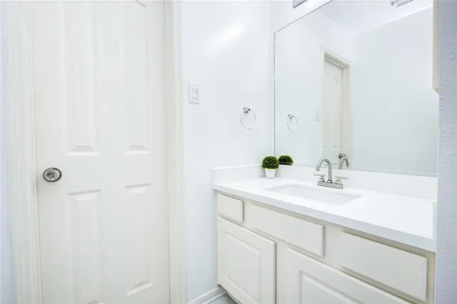 $519,900 | 14411 Chartley Falls Drive, Houston, TX 77044