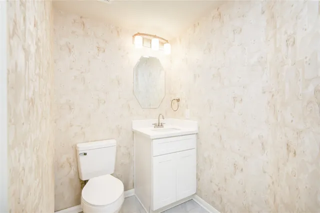 $519,900 | 14411 Chartley Falls Drive, Houston, TX 77044