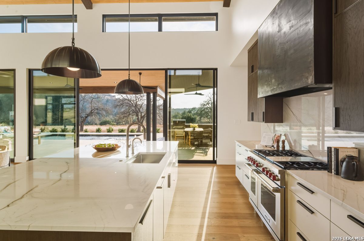 82 Presidio Ridge Fredericksburg, TX 78624 - Photo 6 of 60