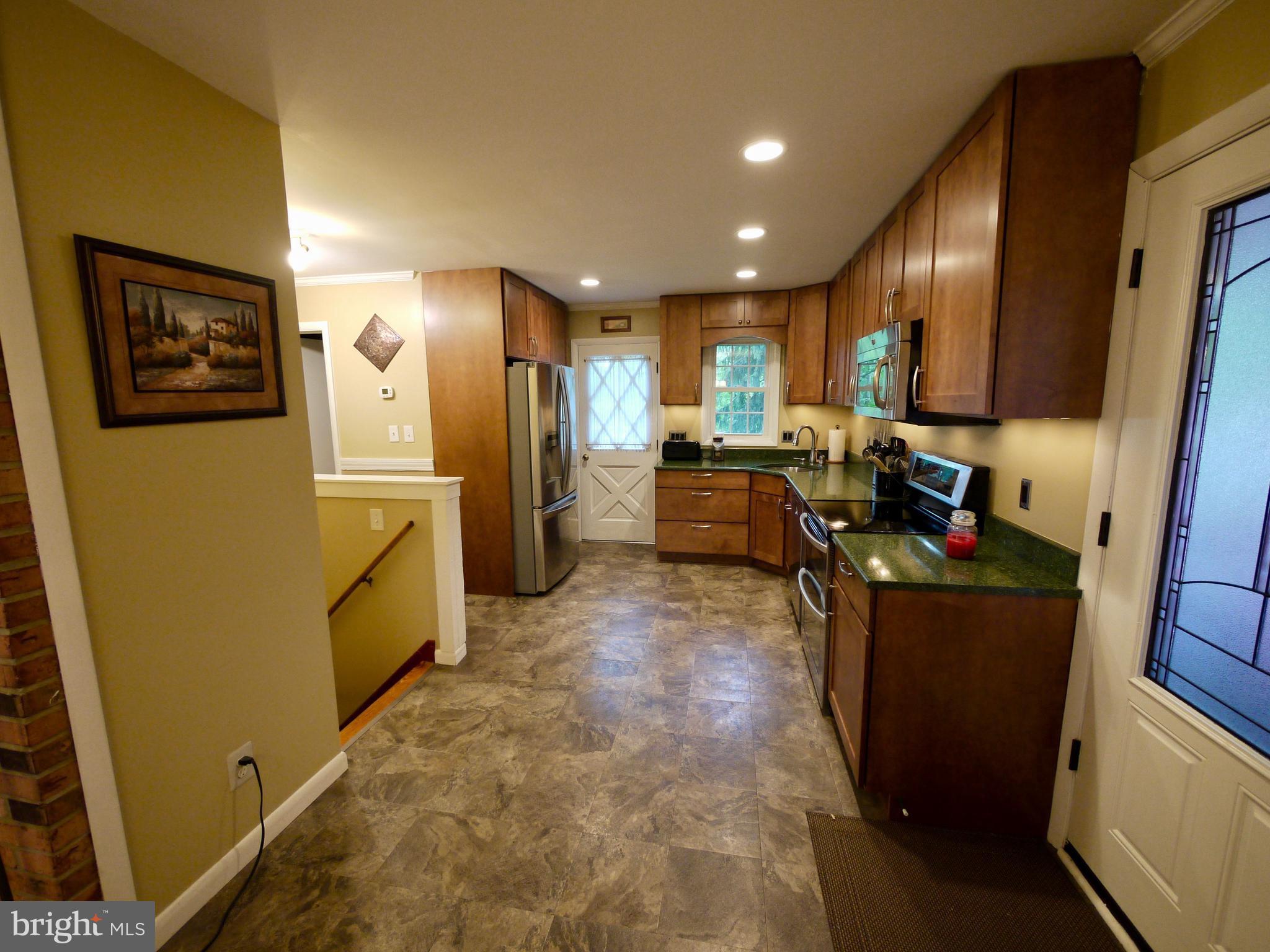 2914 Timber Ridge Drive Mount Airy, MD 21771 - Photo 3 of 30 Beautiful Updated Kitchen w/Maple Cabinet,s
