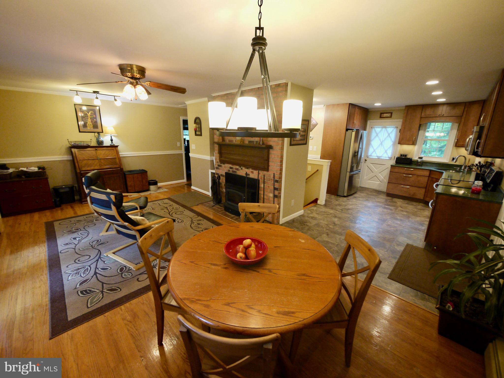 2914 Timber Ridge Drive Mount Airy, MD 21771 - Photo 9 of 30 Living Room