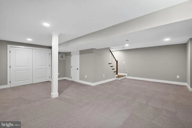 a view of empty room