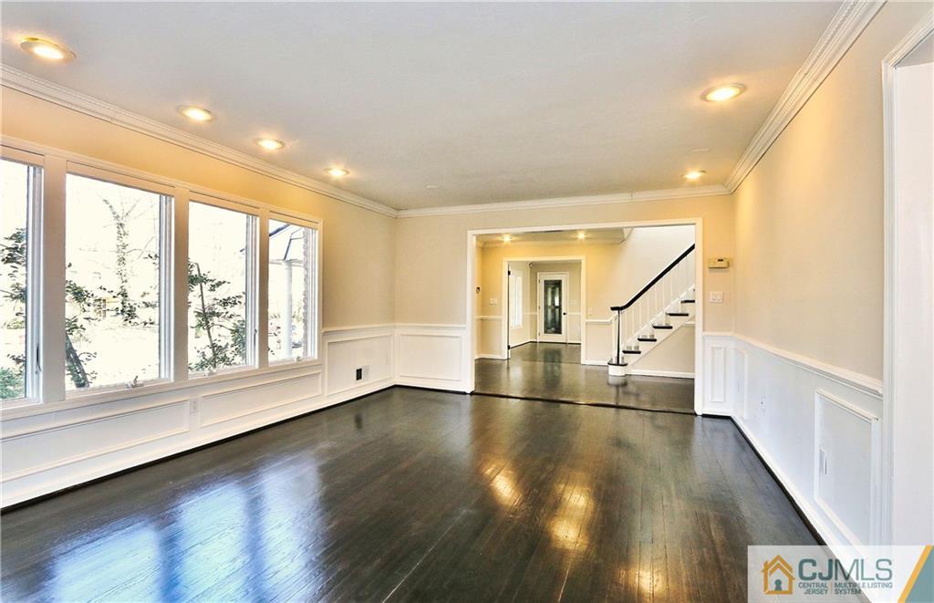 22 Boston Post Road East Brunswick, NJ 08816 - Photo 2 of 26 Gallery Image 2