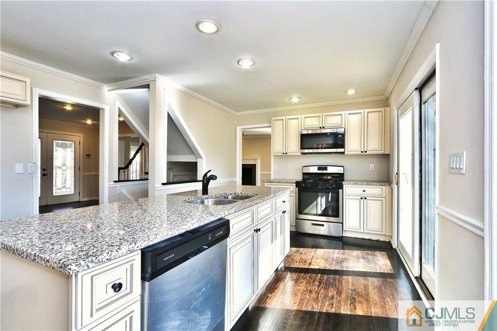 22 Boston Post Road East Brunswick, NJ 08816 - Photo 7 of 26 Gallery Image 7