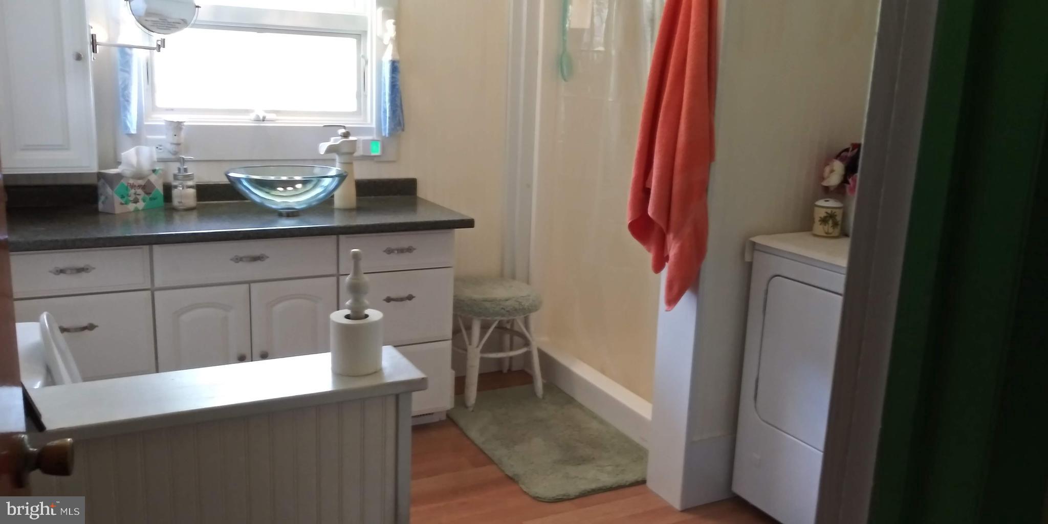 195 Landing Road Newport, NJ 08345 - Photo 11 of 11 Bathroom
