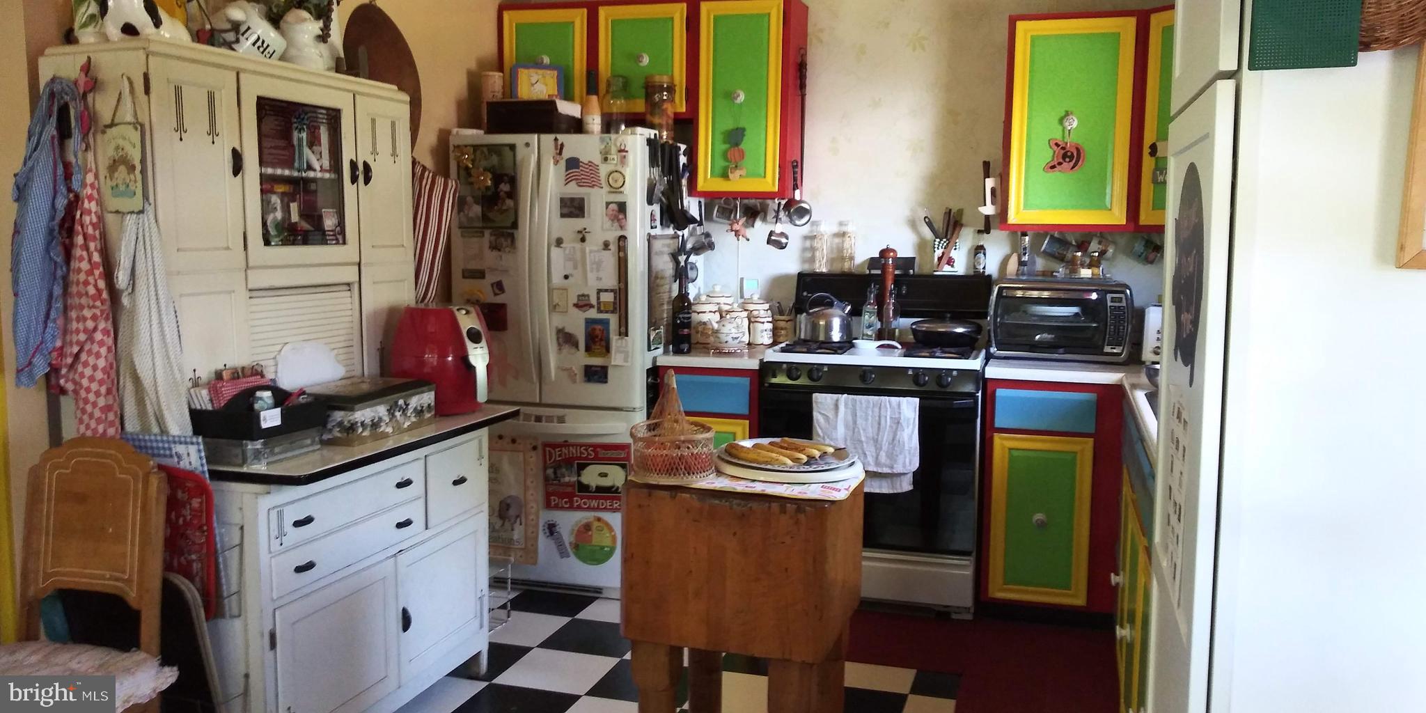 195 Landing Road Newport, NJ 08345 - Photo 6 of 11 Kitchen view 2