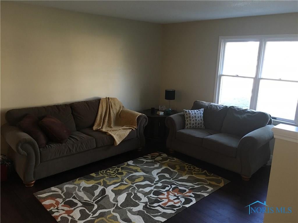 1295 Applegate Street, Unit 12 Waterville, OH 43566 - Photo 3 of 14 Gallery Image 3