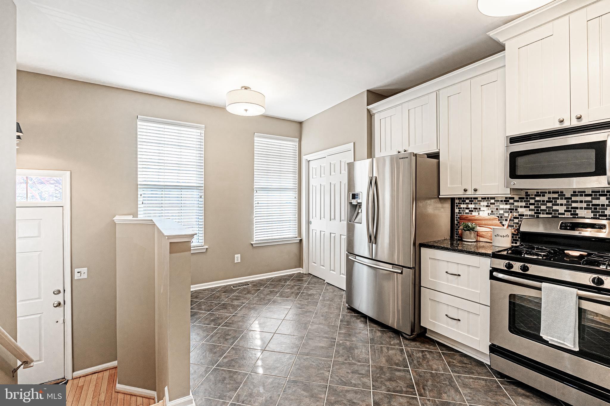 11442 Heritage Commons Way Reston, VA 20194 - Photo 4 of 32