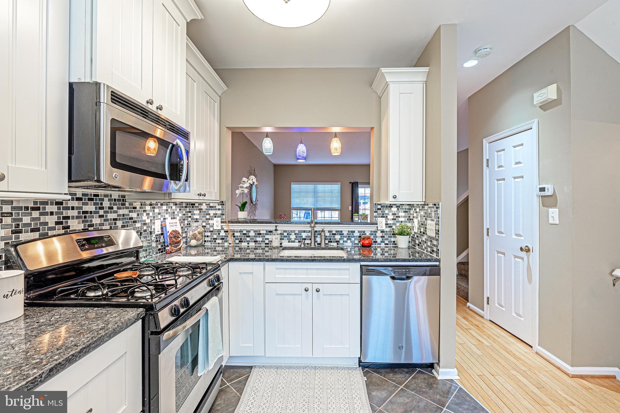 11442 Heritage Commons Way Reston, VA 20194 - Photo 6 of 32
