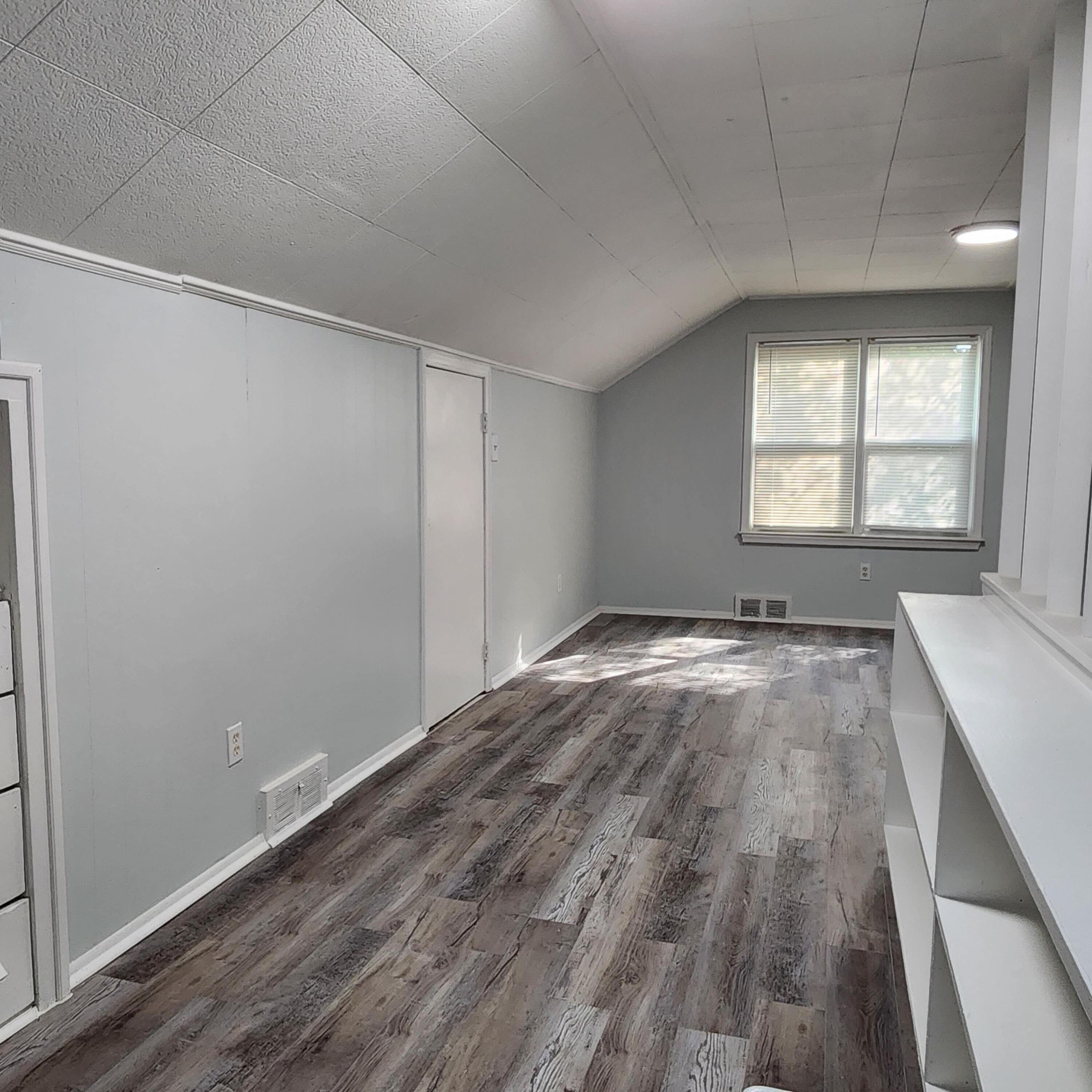 11921 Lansdowne Street Detroit, MI 48224 - Photo 13 of 22 20240905_162534