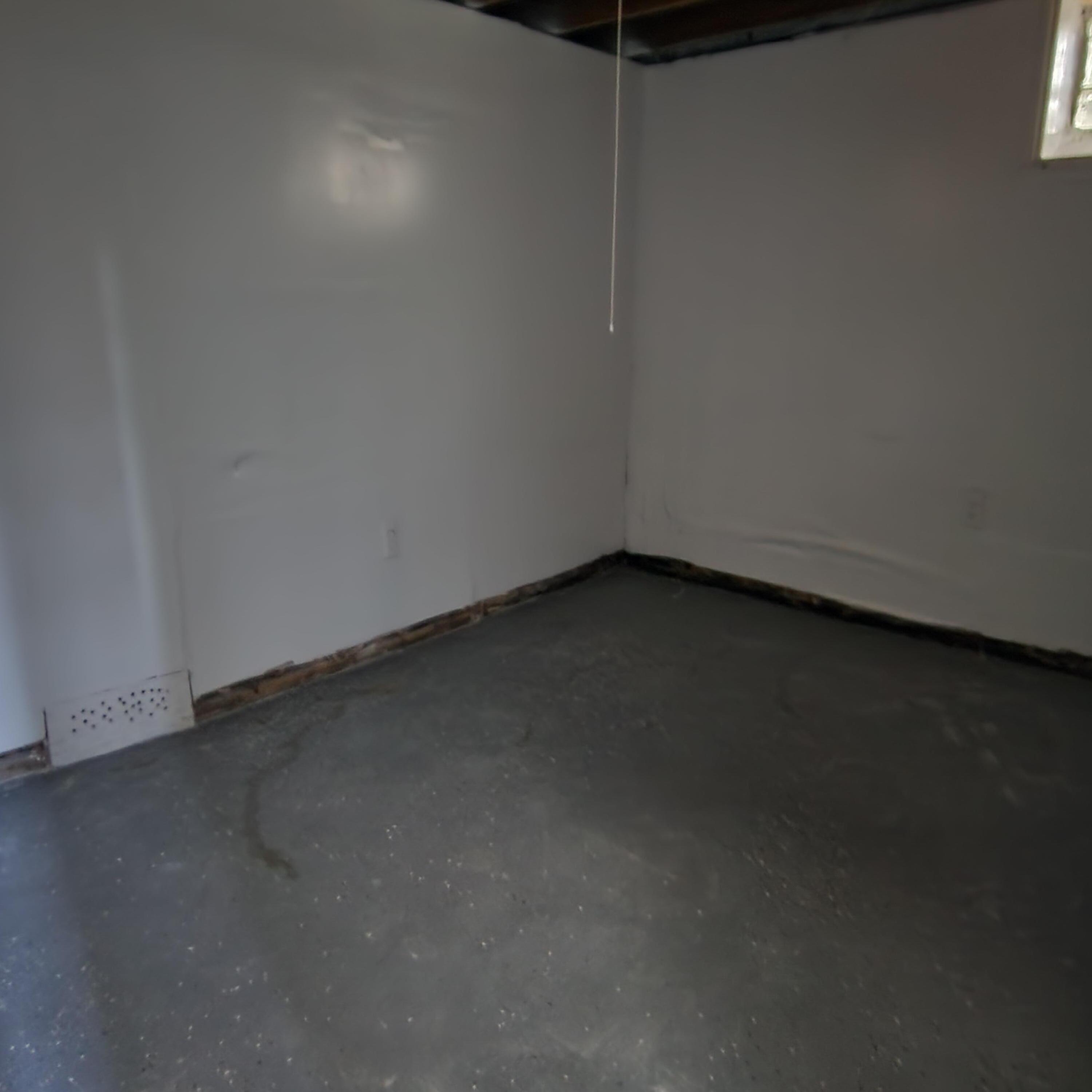 11921 Lansdowne Street Detroit, MI 48224 - Photo 19 of 22 20240905_162809