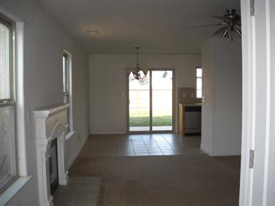 1011 Riverside Drive Madera, CA 93638 - Photo 2 of 5 Gallery Image 2