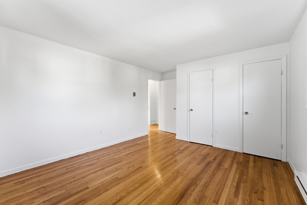 13-15 Decatur Street Springfield, MA 01151 - Photo 16 of 42