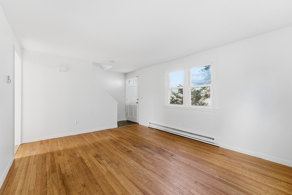 13-15 Decatur Street Springfield, MA 01151 - Photo 2 of 42