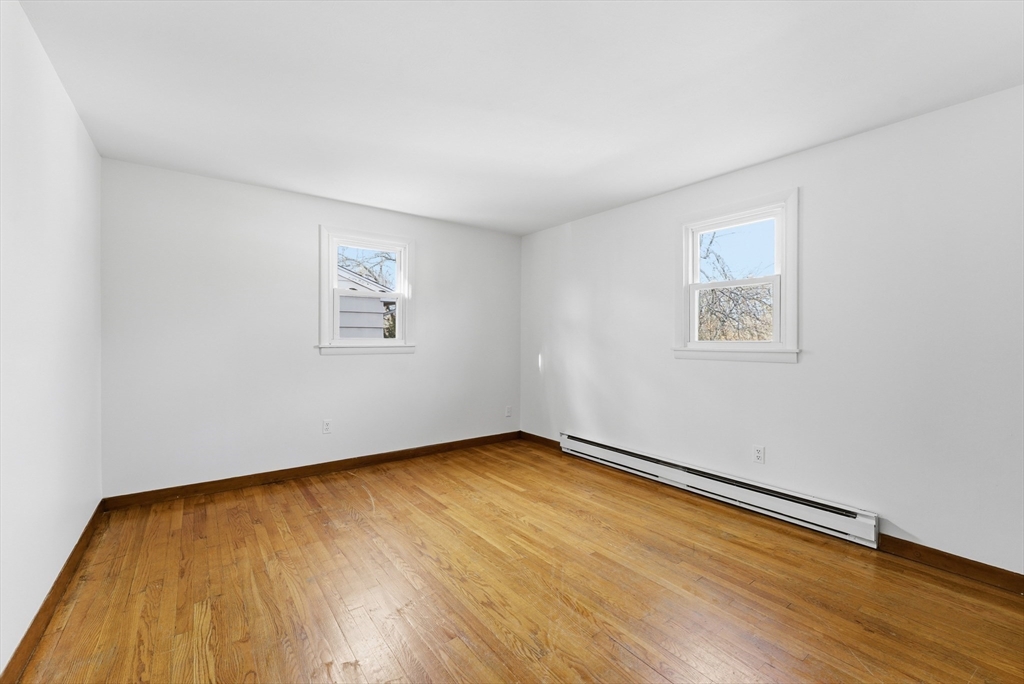 13-15 Decatur Street Springfield, MA 01151 - Photo 26 of 42