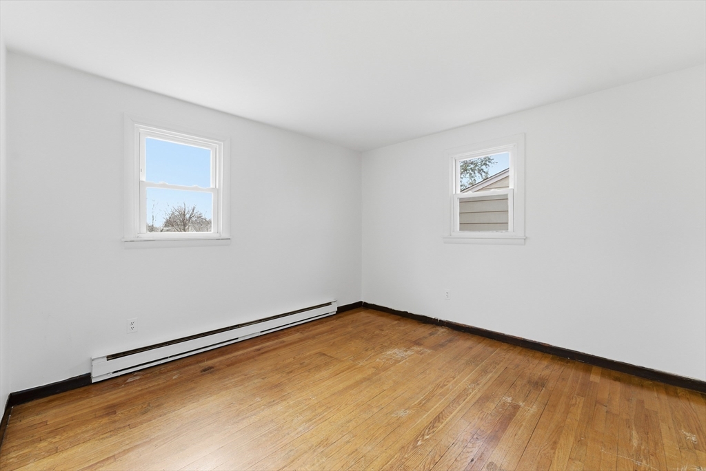 13-15 Decatur Street Springfield, MA 01151 - Photo 29 of 42