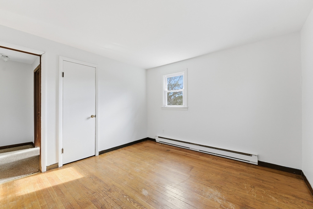 13-15 Decatur Street Springfield, MA 01151 - Photo 31 of 42