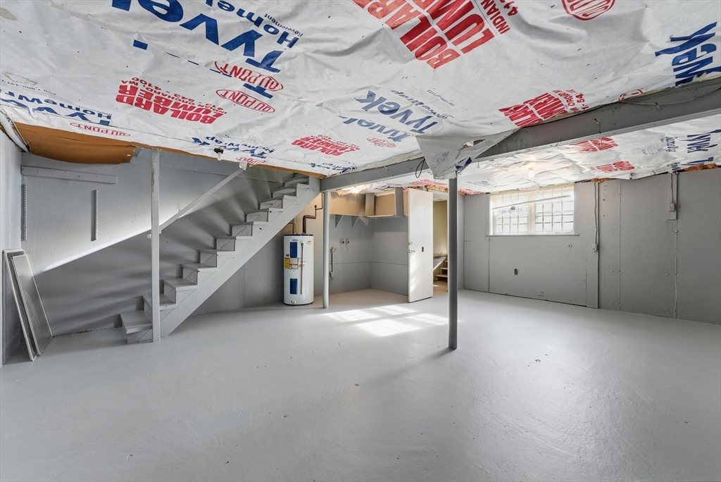 13-15 Decatur Street Springfield, MA 01151 - Photo 33 of 42