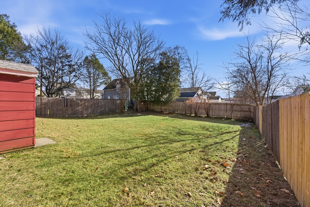 13-15 Decatur Street Springfield, MA 01151 - Photo 39 of 42