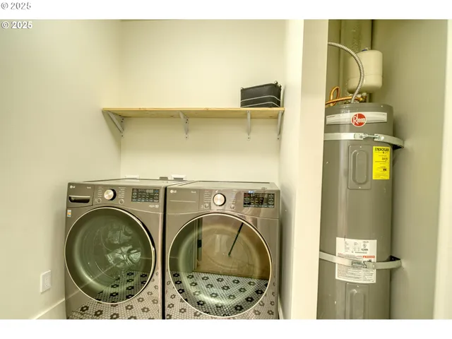 $485,000 | 296 North 4th Street, St. Helens, OR 97051