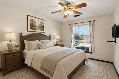 $189,900 | 1630 Camellia Drive, Unit B1, Munster, IN 46321